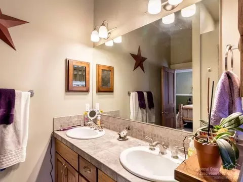 1891 NE Cliff Dr, Bend, OR 97701 photo 12