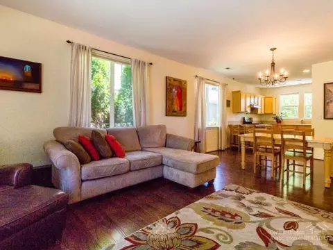 19513 Fishhawk Loop, Bend, OR 97702 photo 9