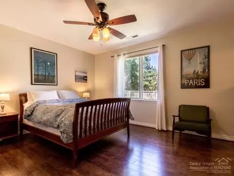 19513 Fishhawk Loop, Bend, OR 97702 photo 12