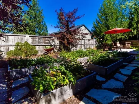 19513 Fishhawk Loop, Bend, OR 97702 photo 20