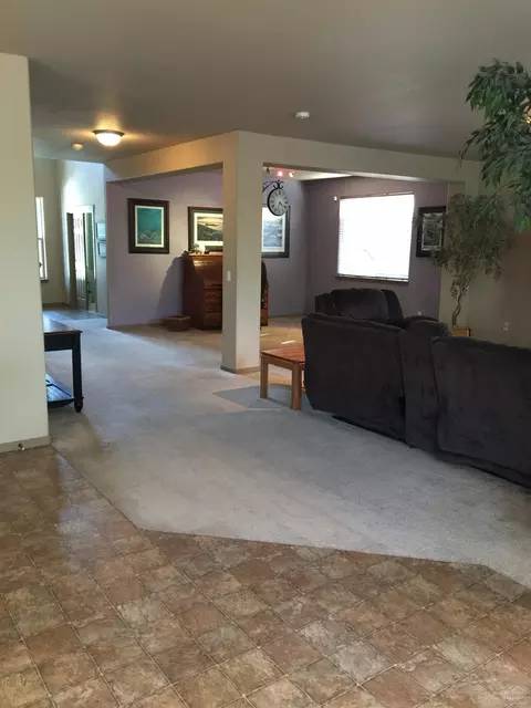 21190 Ritz Pl, Bend, OR 97702 photo 8