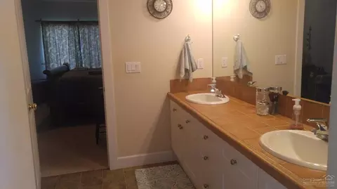 20680 Jayhawk Ln, Bend, OR 97702 photo 12