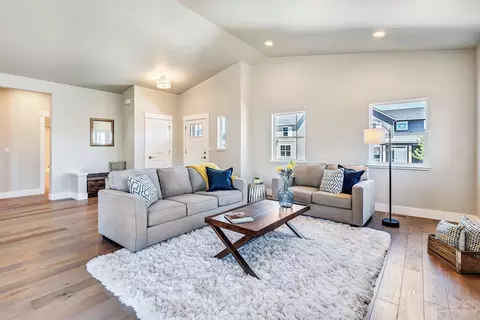 20773 Kilbourne Loop, Bend, OR 97701 photo 6
