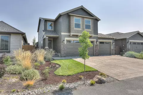 61057 Manhae Loop, Bend, OR 97702 photo 1