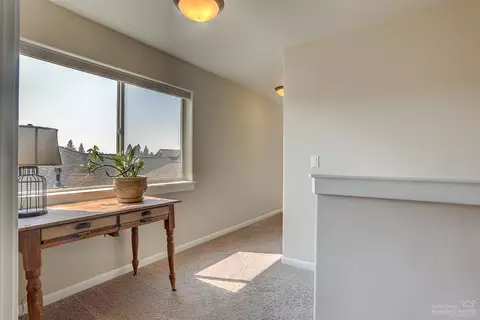 61057 Manhae Loop, Bend, OR 97702 photo 12
