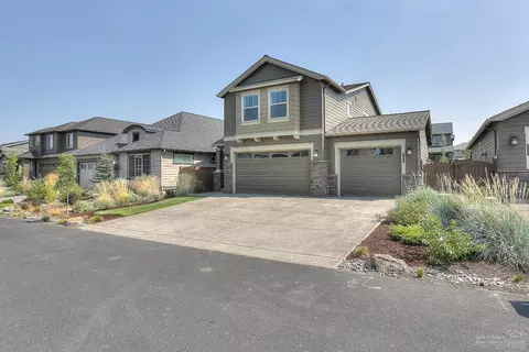 61057 Manhae Loop, Bend, OR 97702 photo 24