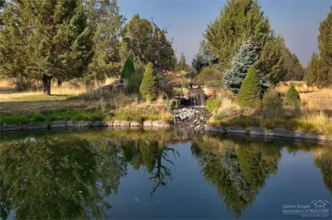 66975 West St, Bend, OR 97703 photo 6