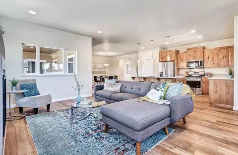 20777 Kilbourne Loop, Bend, OR 97701 photo 3