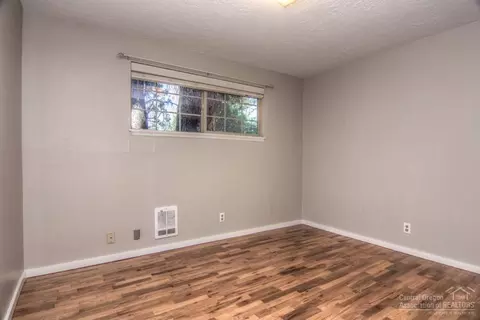1206 NE Burnside Ave, Bend, OR 97701 photo 20