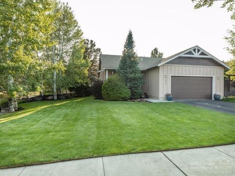 20640 Beaumont Dr, Bend, OR 97701 photo 1