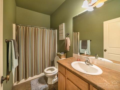 20640 Beaumont Dr, Bend, OR 97701 photo 16
