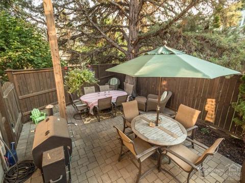 20640 Beaumont Dr, Bend, OR 97701 photo 10