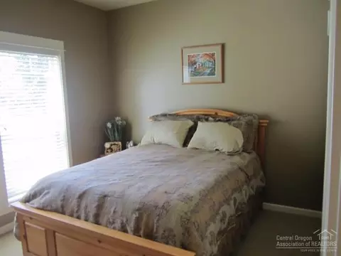 52045 Read Loop, La Pine, OR 97739 photo 15