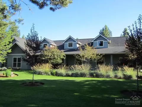 52045 Read Loop, La Pine, OR 97739 photo 1