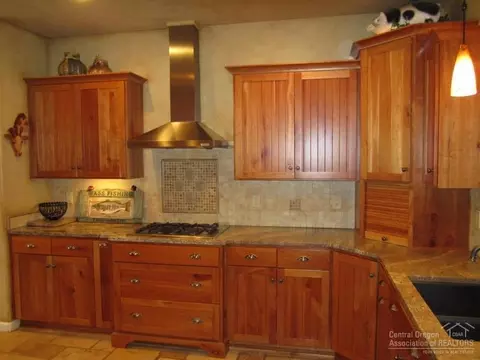 52045 Read Loop, La Pine, OR 97739 photo 11