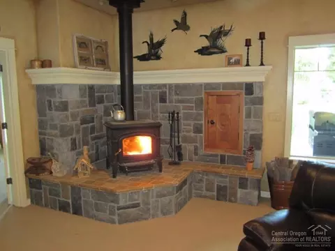 52045 Read Loop, La Pine, OR 97739 photo 7