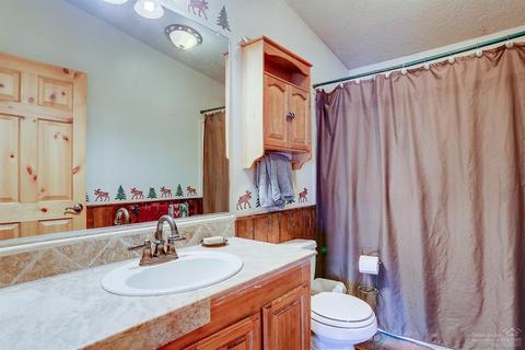 24035 Dodds Rd, Bend, OR 97701 photo 9