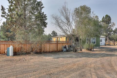 24035 Dodds Rd, Bend, OR 97701 photo 3