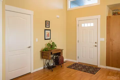 2943 NE Marea Dr, Bend, OR 97701 photo 6