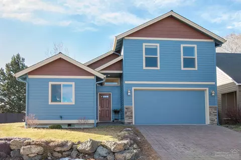 2943 NE Marea Dr, Bend, OR 97701 photo 1