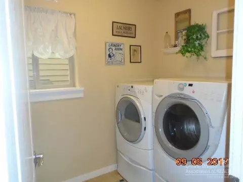 2943 NE Marea Dr, Bend, OR 97701 photo 8
