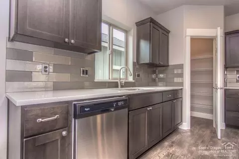 62944 NE Nolan St, Bend, OR 97701 photo 12