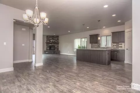 62944 NE Nolan St, Bend, OR 97701 photo 10