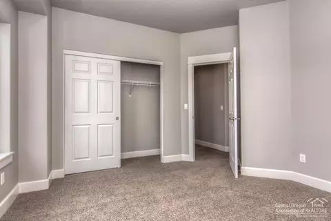 62943 NE Nolan St, Bend, OR 97701 photo 19