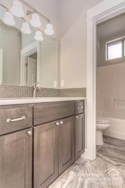 62943 NE Nolan St, Bend, OR 97701 photo 18