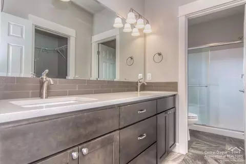 62943 NE Nolan St, Bend, OR 97701 photo 16