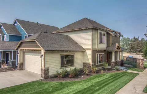 62943 NE Nolan St, Bend, OR 97701 photo 2