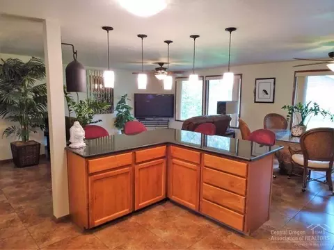 20394 Tailblock Rd, Bend, OR 97702 photo 9