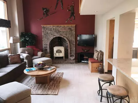 57789 Ribes Ln, Sunriver, OR 97707 photo 2