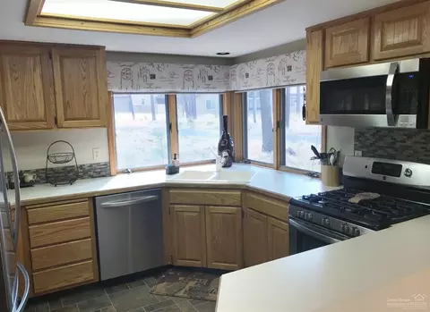 57789 Ribes Ln, Sunriver, OR 97707 photo 3
