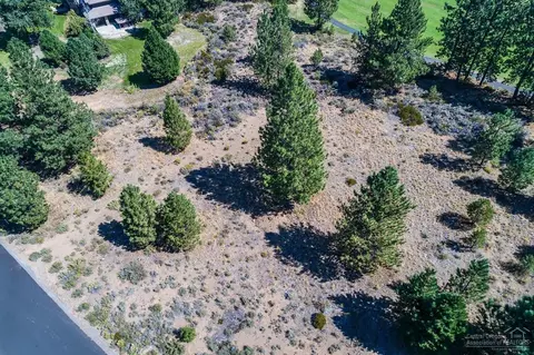 60300 Sunset View Dr, Bend, OR 97702 photo 2