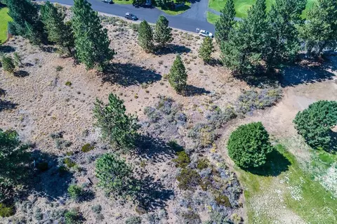 60300 Sunset View Dr, Bend, OR 97702 photo 25