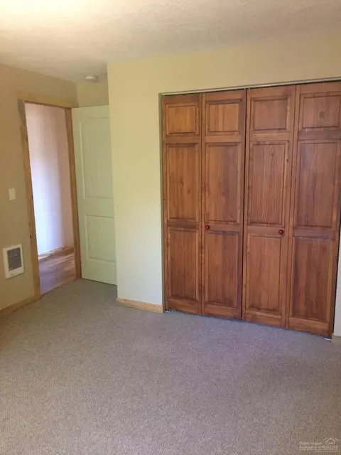 62945 NE Nasu Park Loop, Bend, OR 97701 photo 9