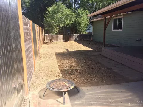 62945 NE Nasu Park Loop, Bend, OR 97701 photo 15