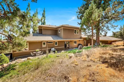 958 NW Summit Dr, Bend, OR 97703 photo 24
