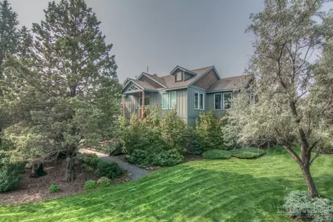 17790 Cascade Estates Dr, Bend, OR 97701 photo 2