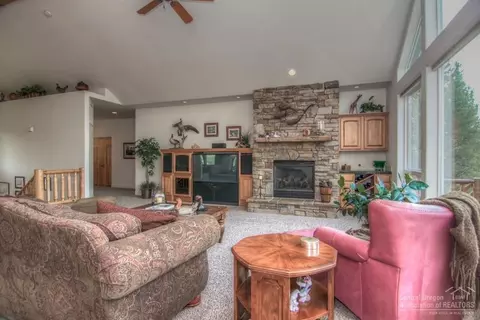 17790 Cascade Estates Dr, Bend, OR 97701 photo 6
