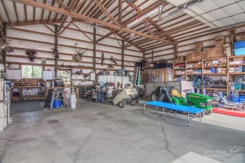 17790 Cascade Estates Dr, Bend, OR 97701 photo 23