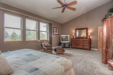 17790 Cascade Estates Dr, Bend, OR 97701 photo 12
