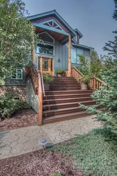 17790 Cascade Estates Dr, Bend, OR 97701 photo 1