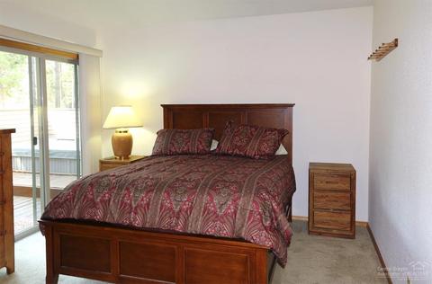 57785 Beech Ln, Sunriver, OR 97707 photo 9