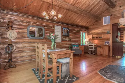 18762 Ridge Crest Rd, Bend, OR 97701 photo 11