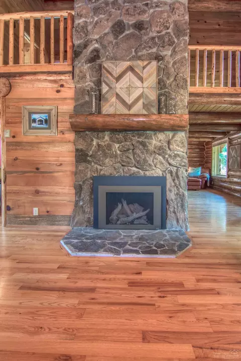 18762 Ridge Crest Rd, Bend, OR 97701 photo 10