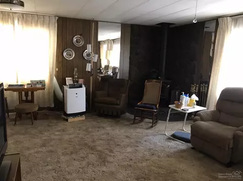 60960 Ridge Dr, Bend, OR 97702 photo 5