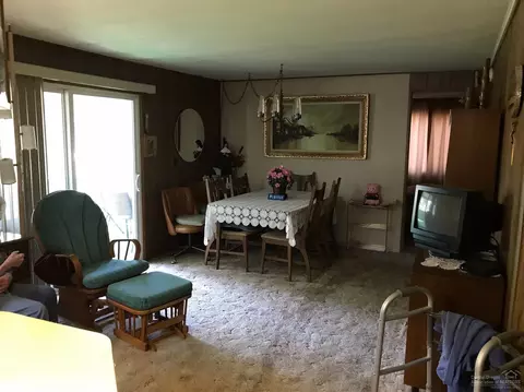 60960 Ridge Dr, Bend, OR 97702 photo 3