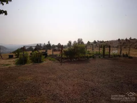 503 Deer Dr, Mitchell, OR 97750 photo 22